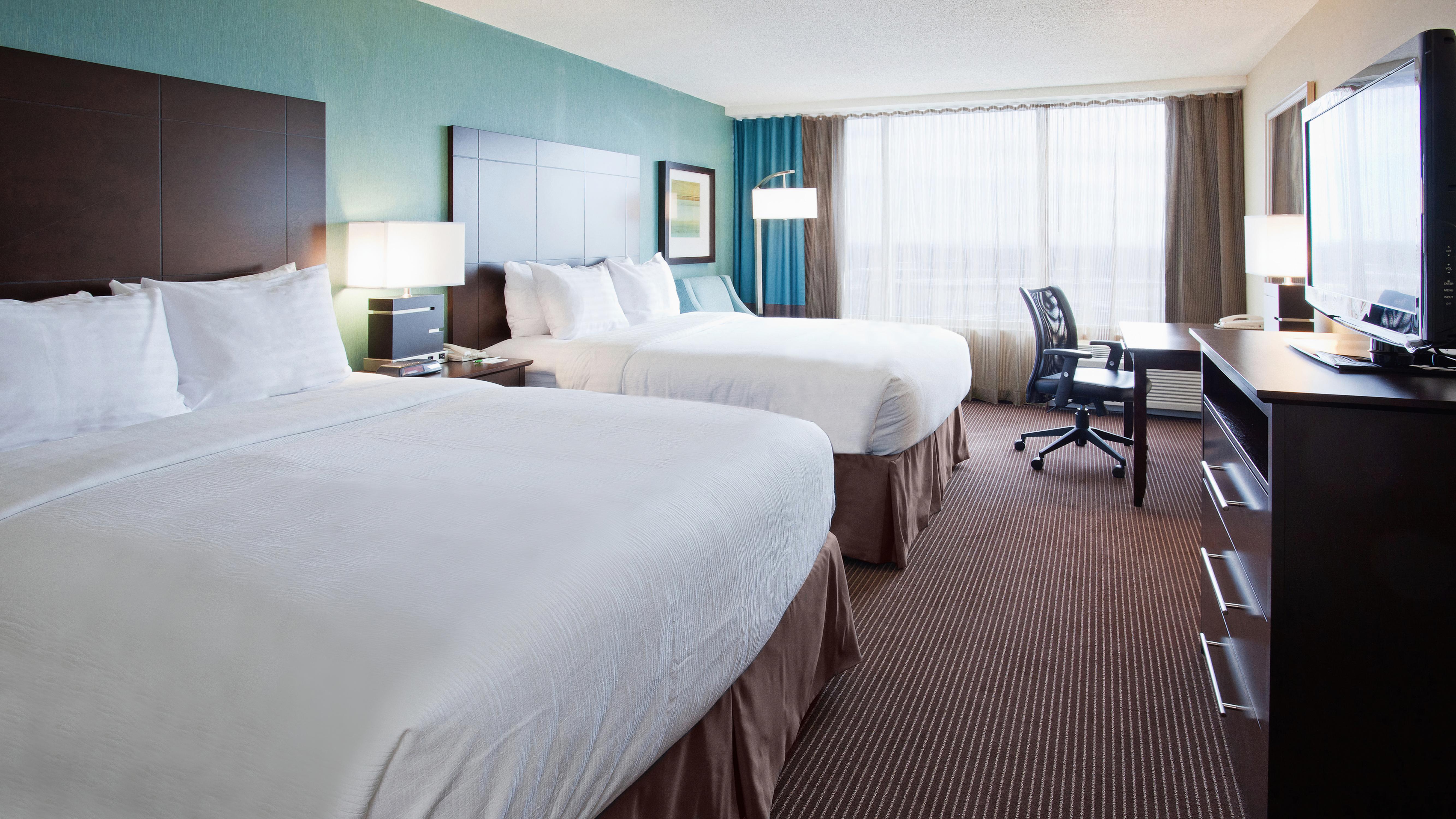 Hotel Doubletree By Hilton Pointe Claire Montreal Airport West Esterno foto