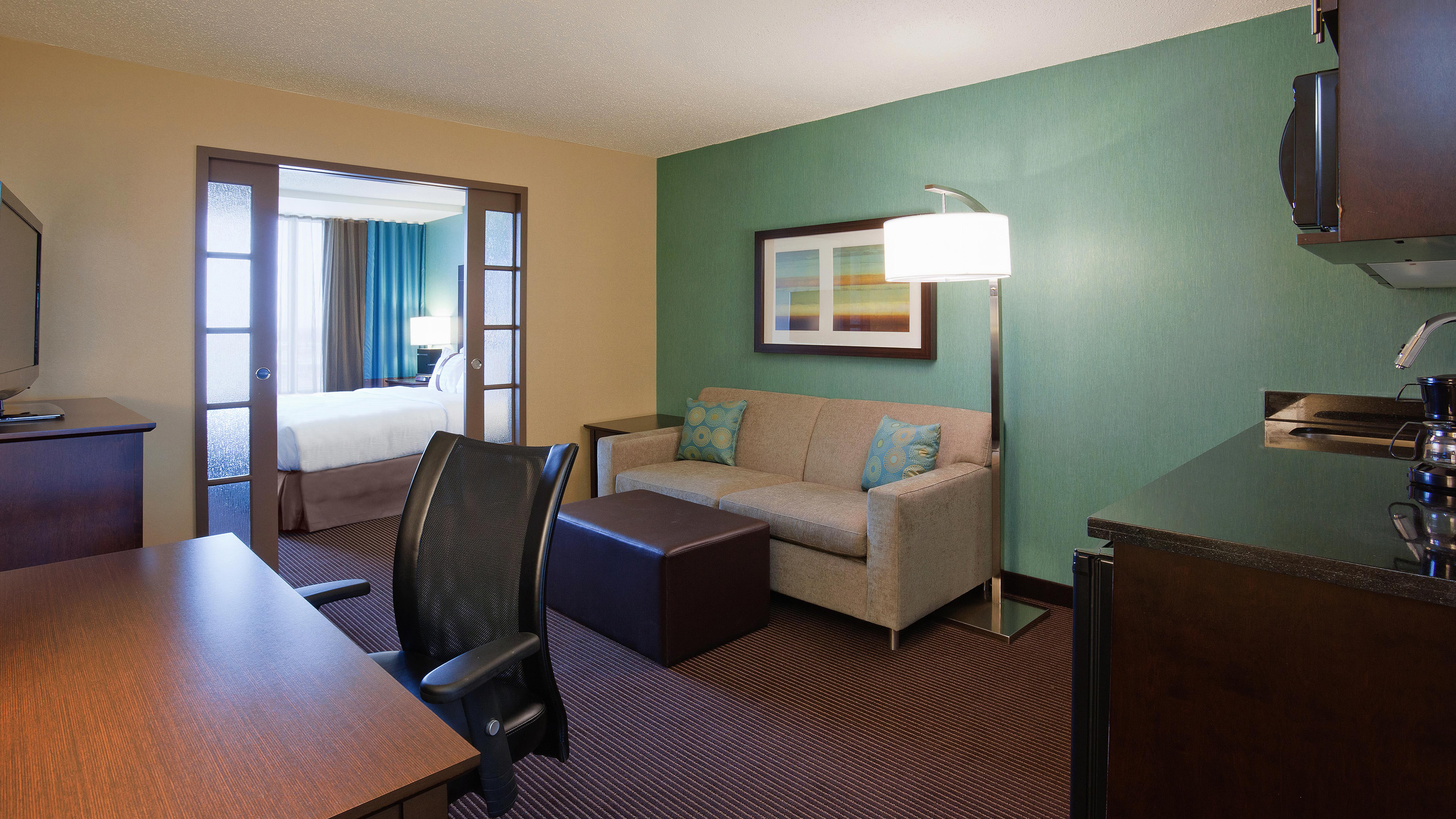 Hotel Doubletree By Hilton Pointe Claire Montreal Airport West Esterno foto
